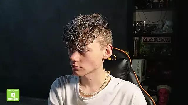 Photos of Keytaro from StripChat is Freechat