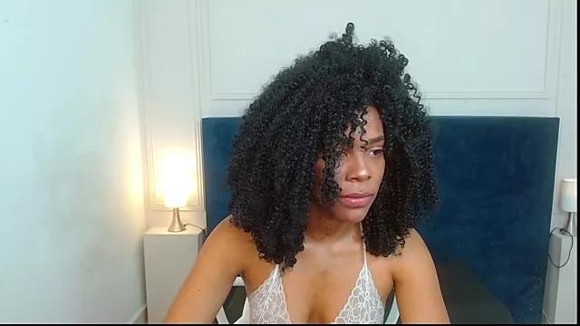 Kimberllywest webcams show profile image 