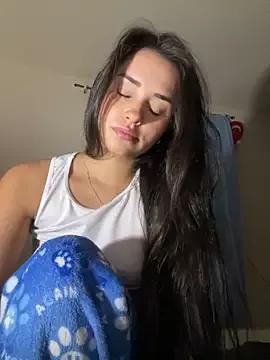 Kimmymadison- from StripChat is Freechat