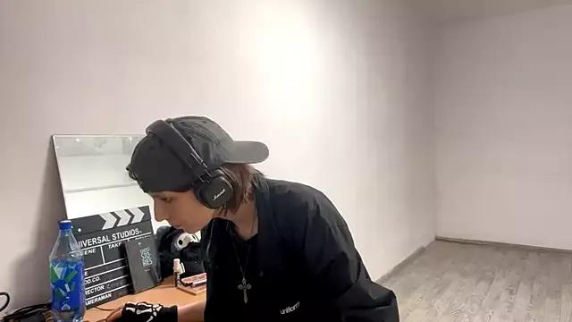 KindraScullion from StripChat is Freechat