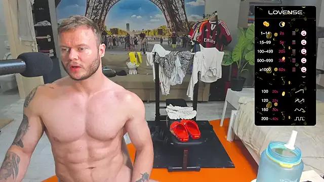 kingjamesuk from StripChat is Freechat