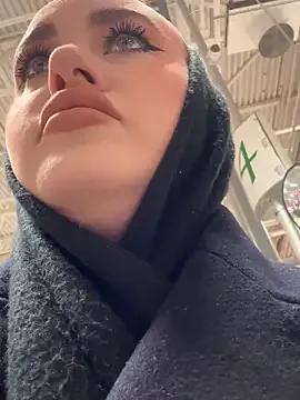 KiraSunshine from StripChat is Freechat