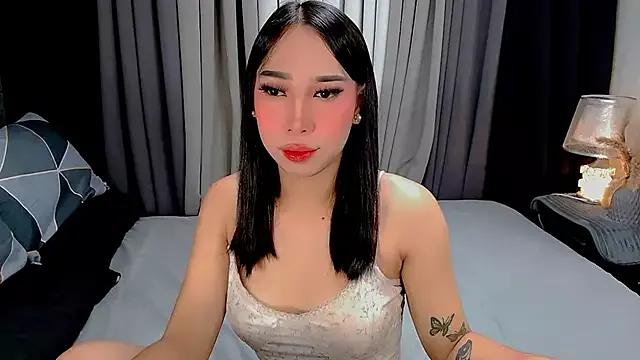 Kisha_fucks from StripChat is Freechat