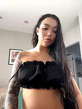 kiss_Lissa from StripChat is Freechat
