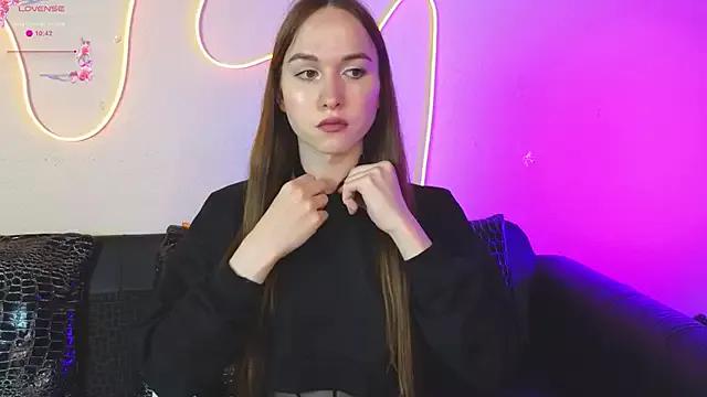 kitty_kattyy from StripChat is Freechat