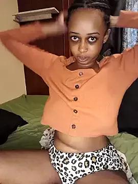 kitty_louise from StripChat is Freechat
