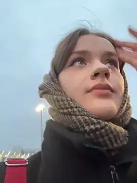 KittyQueeny from StripChat is Freechat