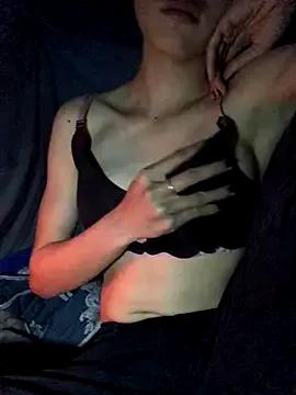 kity-cute from StripChat is Freechat