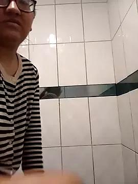 ladygmusic from StripChat is Freechat