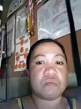 ladylyn2 from StripChat is Freechat
