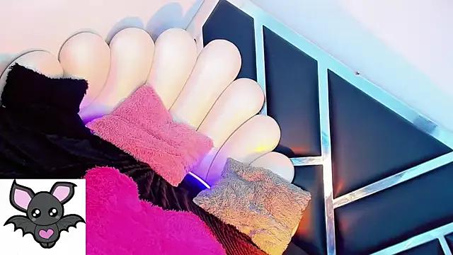 latina_sexdoll from StripChat is Freechat