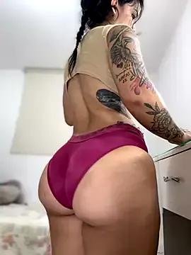 lau_ass_goddess from StripChat is Freechat