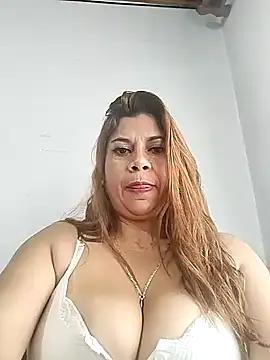 Laura-Hernandez from StripChat is Freechat