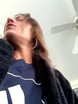LaylaRainVIP from StripChat is Freechat