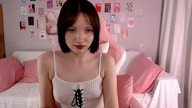 Lexi_Bottom from StripChat is Freechat