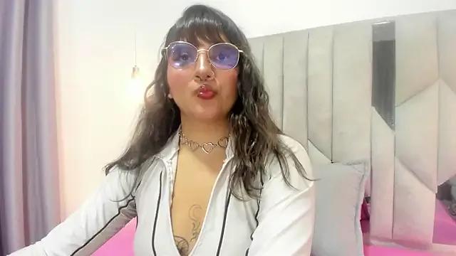 Lexiee_ from StripChat is Freechat