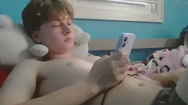 Liam_axel35 from StripChat is Freechat