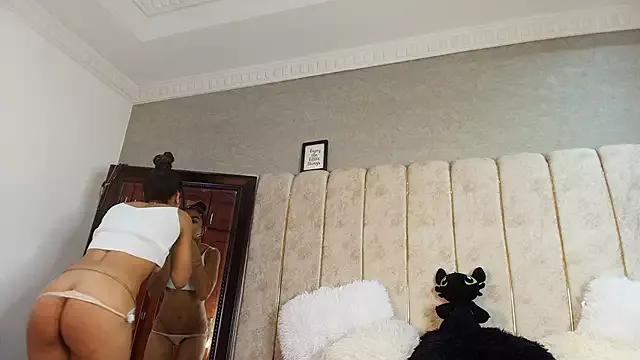 Liia_evanss from StripChat is Freechat
