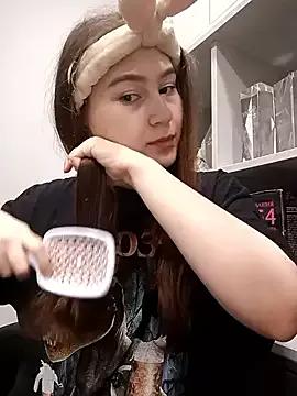 Lili_Luuu from StripChat is Freechat