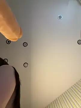 Lisaaan from StripChat is Freechat