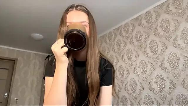 lisablued from StripChat is Freechat