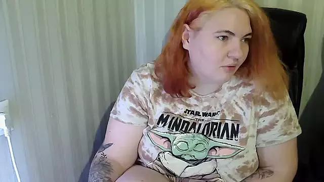 LisaLeon from StripChat is Freechat