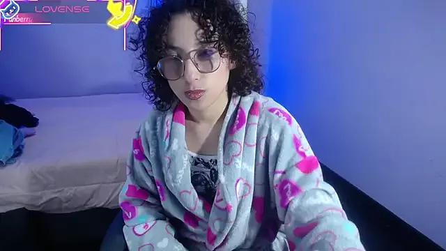 little__amy_ from StripChat is Freechat