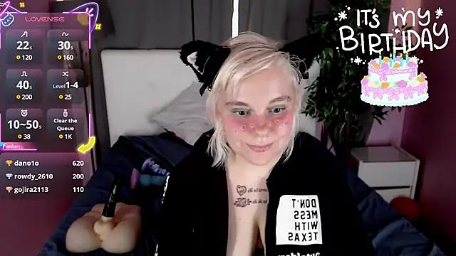 Checkout the world of free chat sex and chat with our steamy slutz, bringing your cherished characters to life with authentic outfits and live productions.
