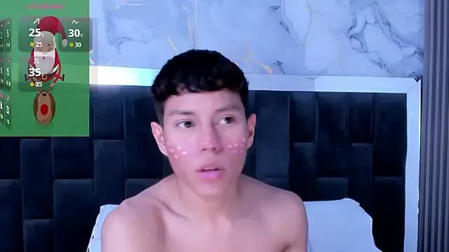 Little_liam from StripChat is Freechat