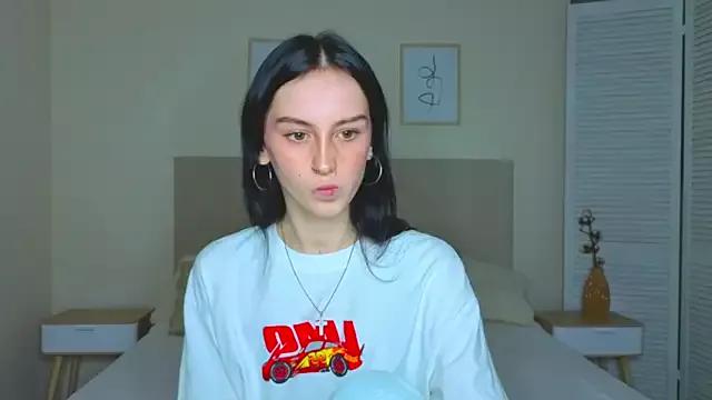 Little_moly999 from StripChat is Freechat