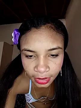 liz7skinny from StripChat is Freechat