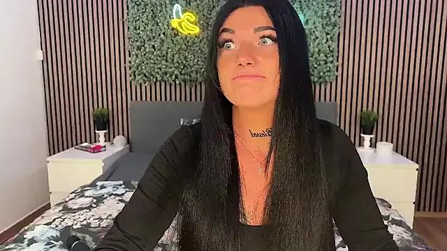 Photos of LizaRoxx from StripChat is Freechat