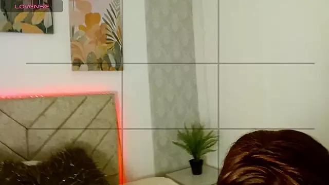 lizzie_hills from StripChat is Freechat