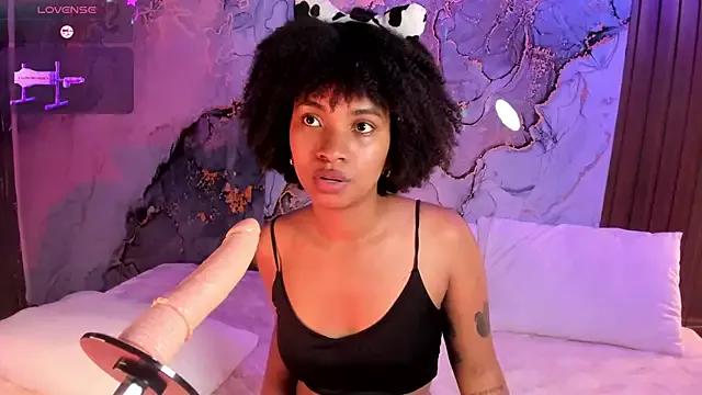 Lolalewis777 from StripChat is Freechat