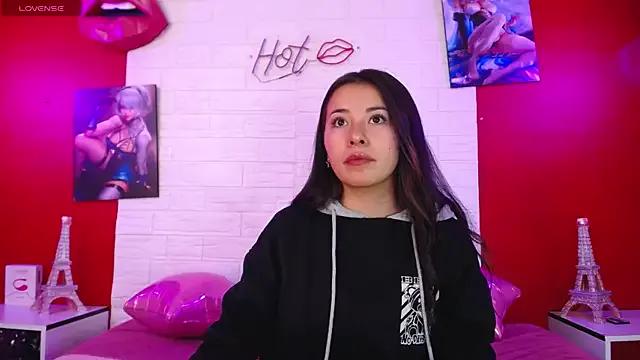 Lollyshine_ from StripChat is Freechat