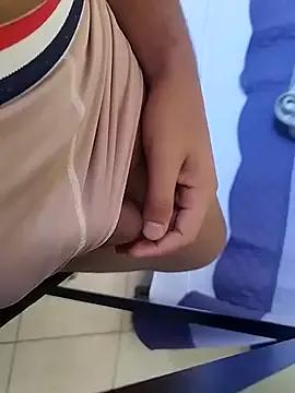 lucasdm17cm- from StripChat is Freechat