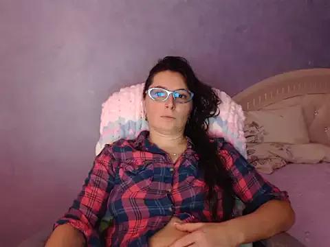 LuckyLisa23 from StripChat is Freechat