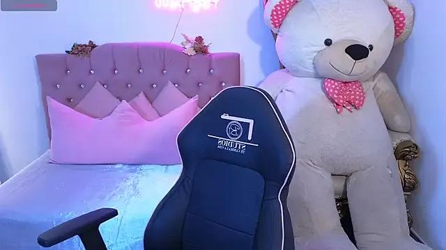 Checkout the world of free chat sex and chat with our steamy slutz, bringing your cherished characters to life with authentic outfits and live productions.