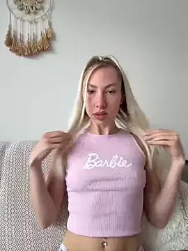 LuisaBecker from StripChat is Freechat