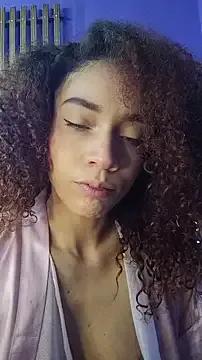 Luna-Vixen1 from StripChat is Freechat