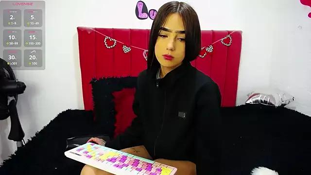 luna1_stg from StripChat is Freechat