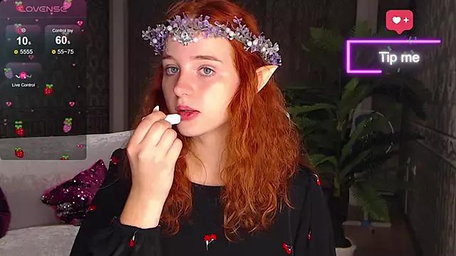 LunaSweet18 from StripChat is Freechat