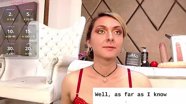 LunitaDiva from StripChat is Freechat