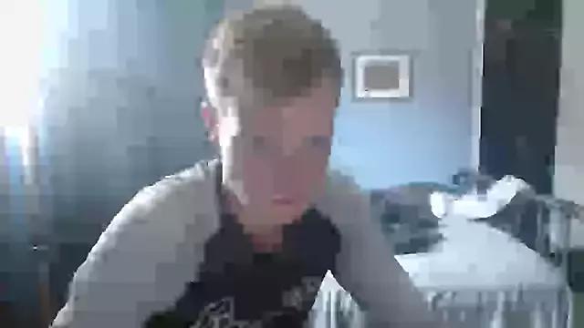 lustylyndon from StripChat is Freechat