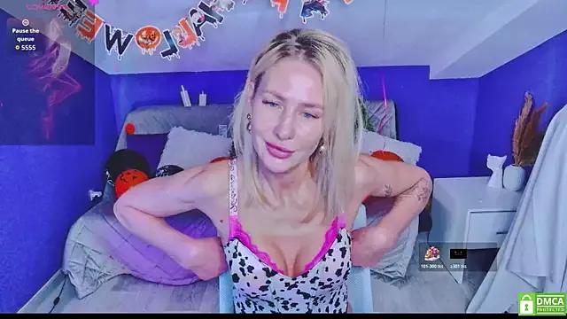 MadamMilly_ from StripChat is Freechat