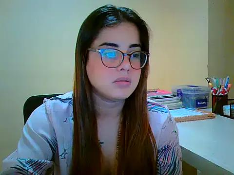 maliamiller from StripChat is Freechat
