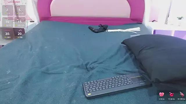 Mariaaam_ from StripChat is Freechat