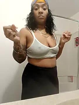 mariah2299 from StripChat is Freechat