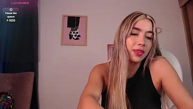 Checkout the world of free chat sex and chat with our steamy slutz, bringing your cherished characters to life with authentic outfits and live productions.