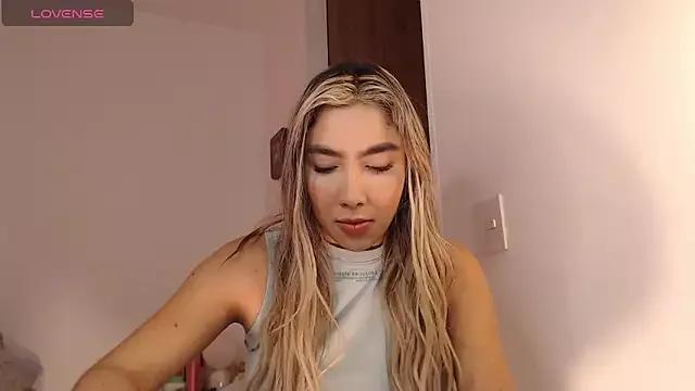 Marian_se from StripChat is Freechat